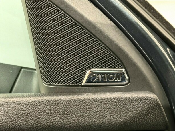 skoda-octavia-scout-bensin-2015-big-20