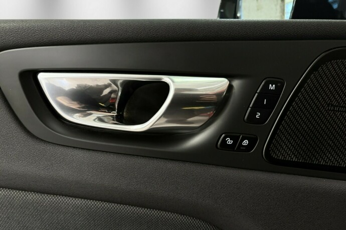 volvo-xc-60-elektrisitetbensin-2021-big-14