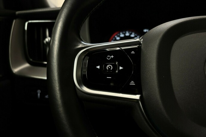 volvo-xc-60-elektrisitetbensin-2021-big-20