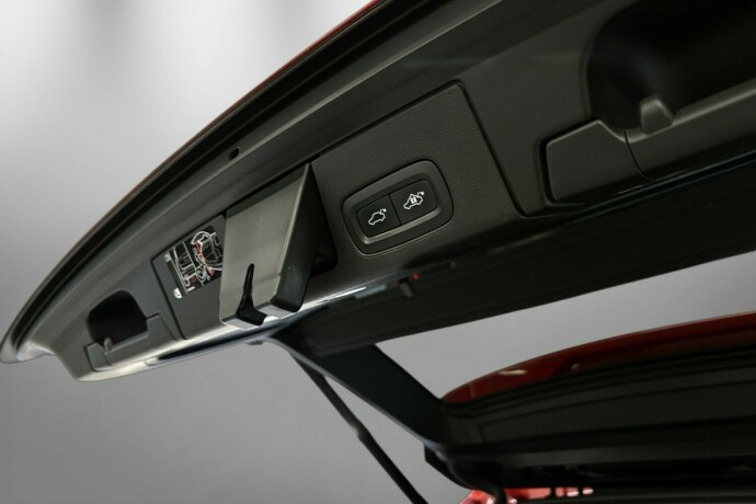 volvo-xc-60-elektrisitetbensin-2021-big-11