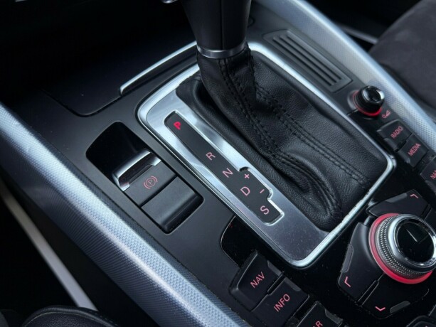 audi-q5-diesel-2011-big-21