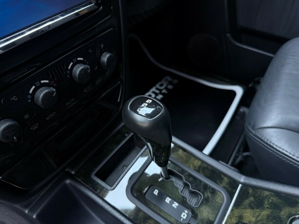 mercedes-benz-gel228ndewagen-bensin-2005-big-20