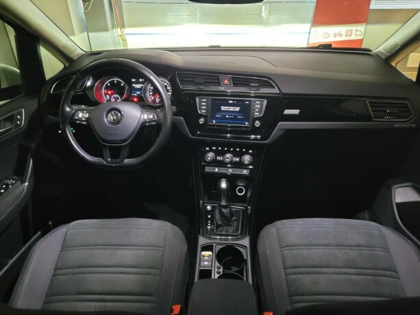 volkswagen-touran-diesel-2017-big-33