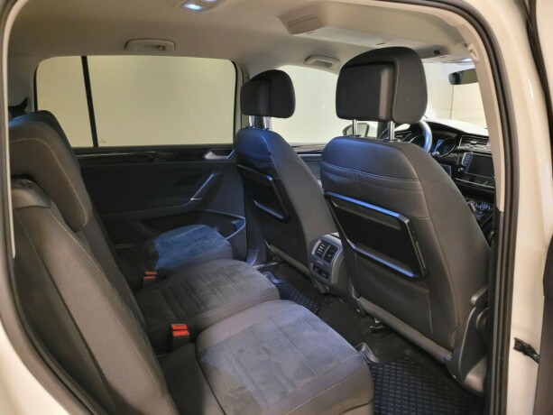 volkswagen-touran-diesel-2017-big-15