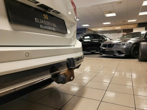 volkswagen-touran-diesel-2017-big-23