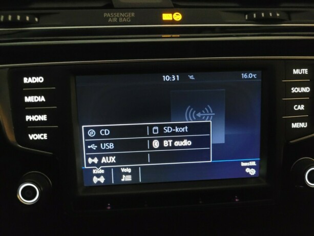 volkswagen-touran-diesel-2017-big-31