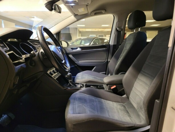 volkswagen-touran-diesel-2017-big-24