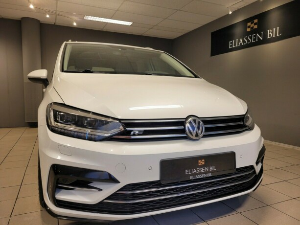 volkswagen-touran-diesel-2017-big-9