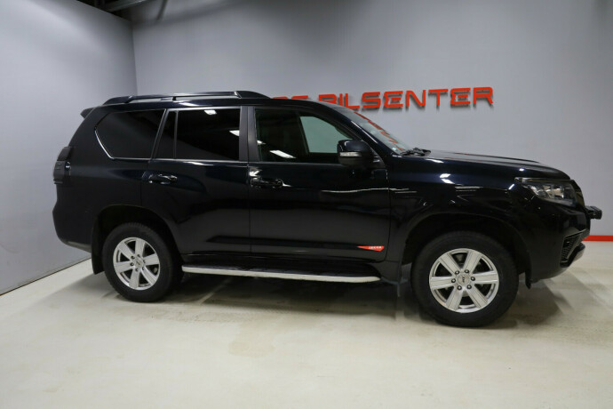 toyota-land-cruiser-diesel-2020-big-2