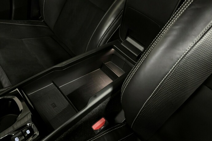 volvo-xc-40-elektrisitetbensin-2021-big-28