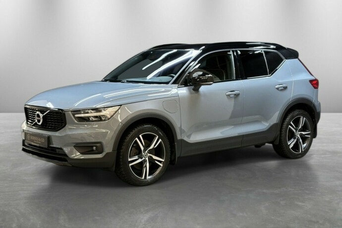 volvo-xc-40-elektrisitetbensin-2021-big-0