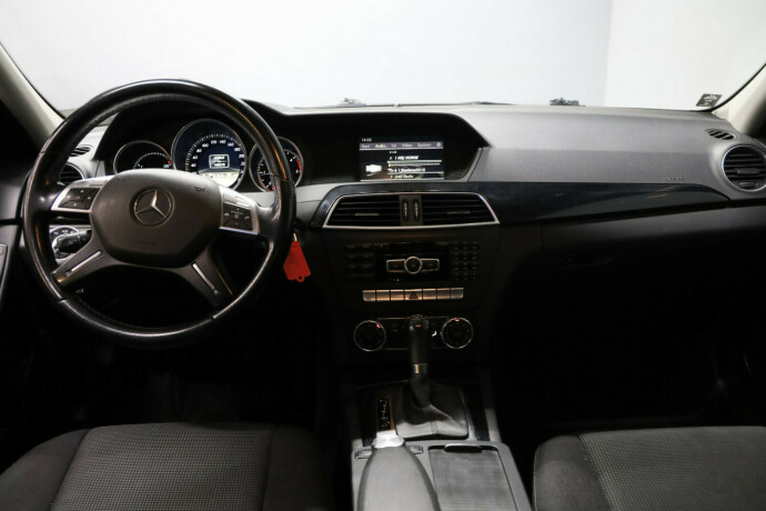 mercedes-benz-c-klasse-diesel-2012-big-11