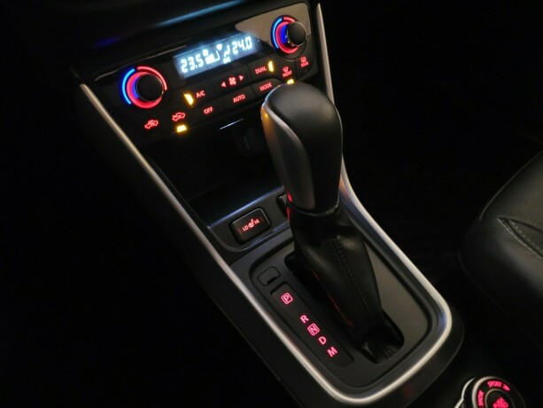 suzuki-sx4-s-cross-bensin-2015-big-22