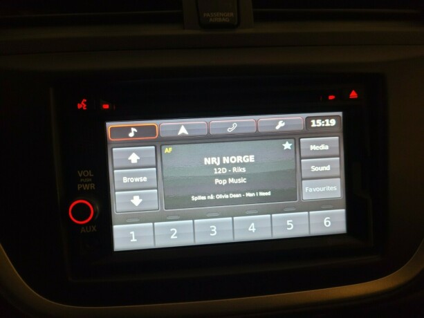 suzuki-sx4-s-cross-bensin-2015-big-27