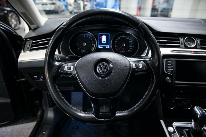 volkswagen-passat-elektrisitetbensin-2016-big-12