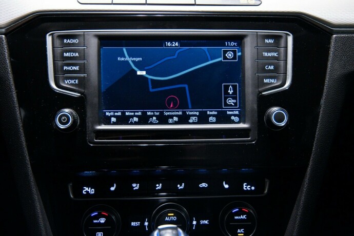 volkswagen-passat-elektrisitetbensin-2016-big-18