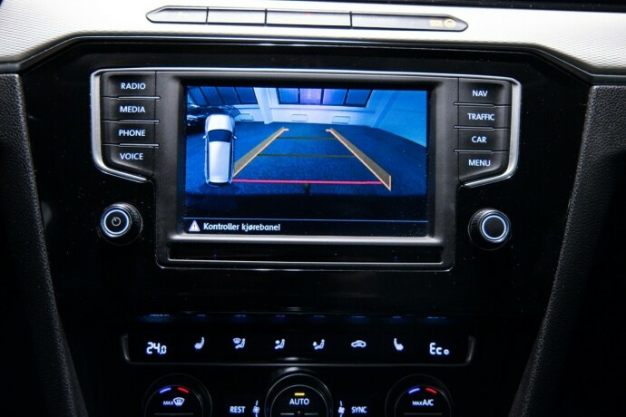 volkswagen-passat-elektrisitetbensin-2016-big-17