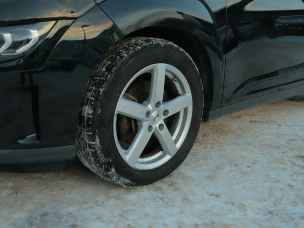 hyundai-kona-elektrisitet-2022-big-22