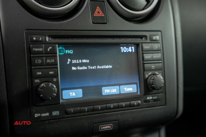 nissan-qashqai-bensin-2013-big-36