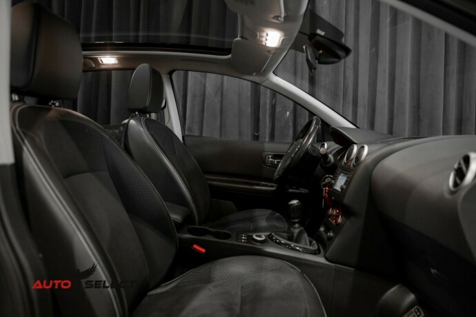 nissan-qashqai-bensin-2013-big-18