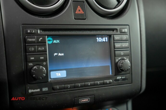 nissan-qashqai-bensin-2013-big-37