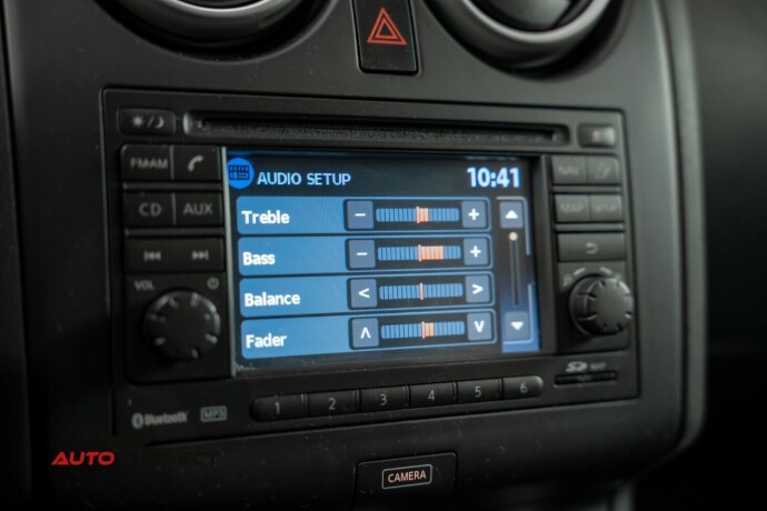 nissan-qashqai-bensin-2013-big-35