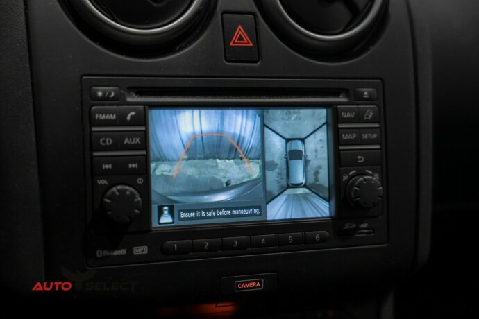 nissan-qashqai-bensin-2013-big-39