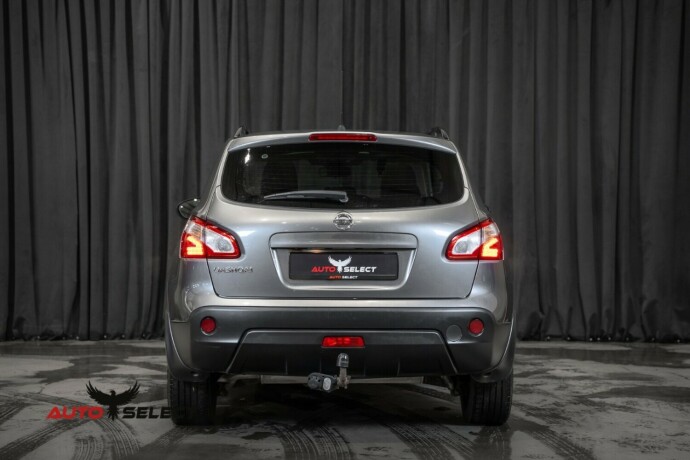 nissan-qashqai-bensin-2013-big-8