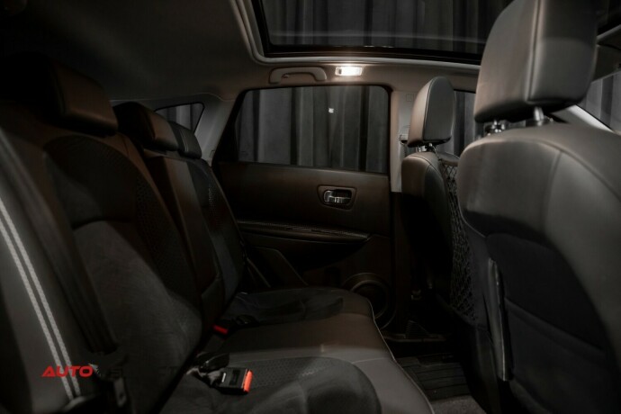 nissan-qashqai-bensin-2013-big-13