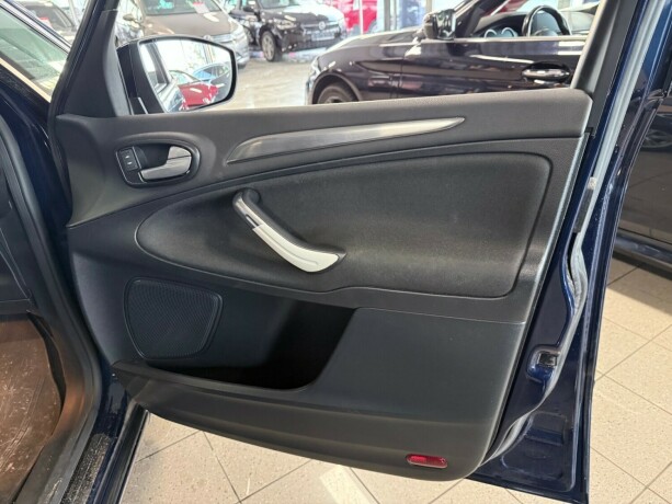 ford-s-max-diesel-2013-big-26