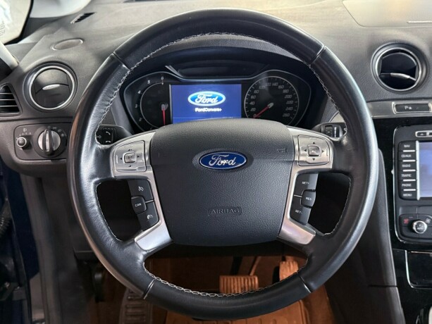 ford-s-max-diesel-2013-big-13