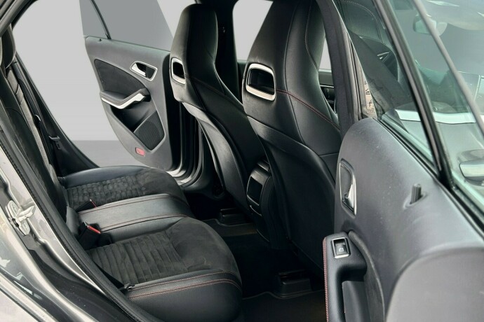 mercedes-benz-cla-bensin-2016-big-20