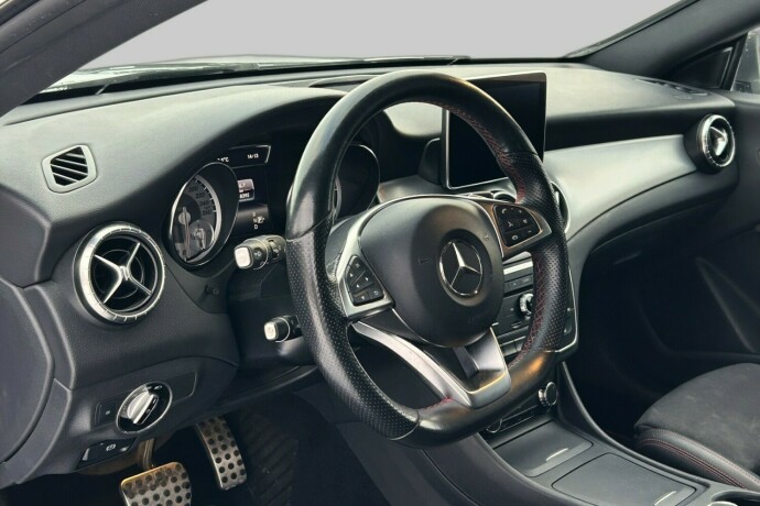 mercedes-benz-cla-bensin-2016-big-10