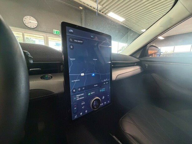 ford-mustang-mach-e-elektrisitet-2022-big-18