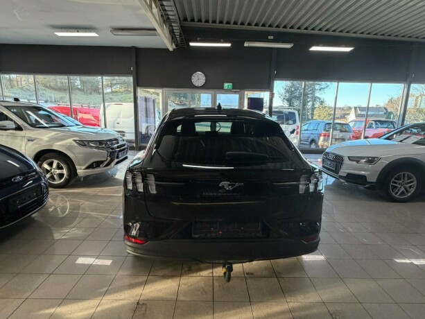 ford-mustang-mach-e-elektrisitet-2022-big-11