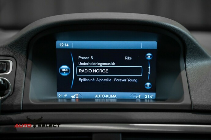 volvo-v70-diesel-2013-big-36