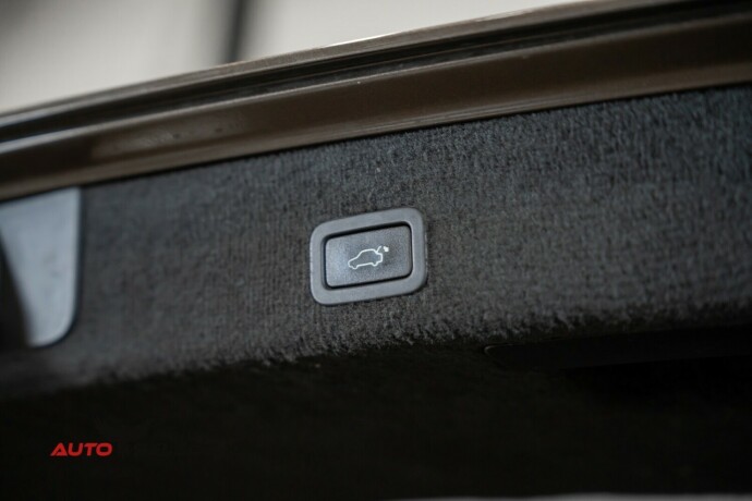 volvo-v70-diesel-2013-big-11