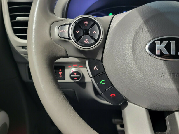 kia-soul-elektrisitet-2018-big-17