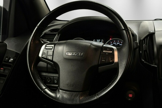 isuzu-d-max-diesel-2019-big-22