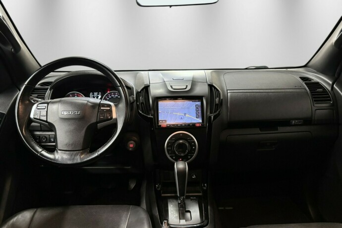 isuzu-d-max-diesel-2019-big-20