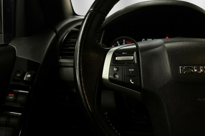 isuzu-d-max-diesel-2019-big-23