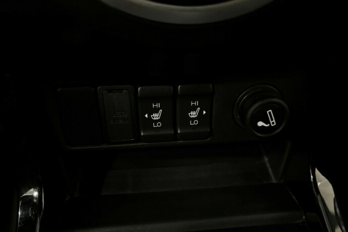 isuzu-d-max-diesel-2019-big-34