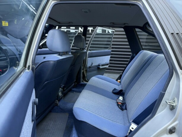 toyota-carina-bensin-1985-big-17