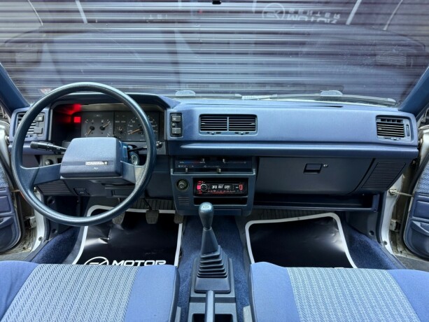 toyota-carina-bensin-1985-big-8