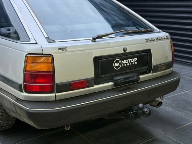 toyota-carina-bensin-1985-big-5