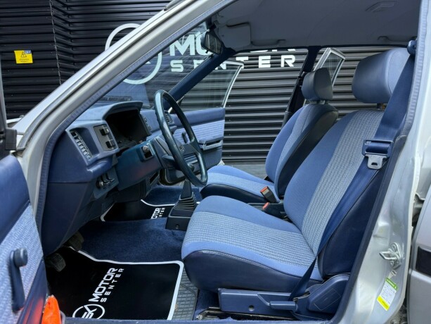 toyota-carina-bensin-1985-big-15