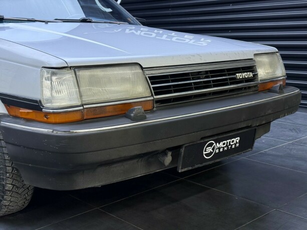 toyota-carina-bensin-1985-big-4