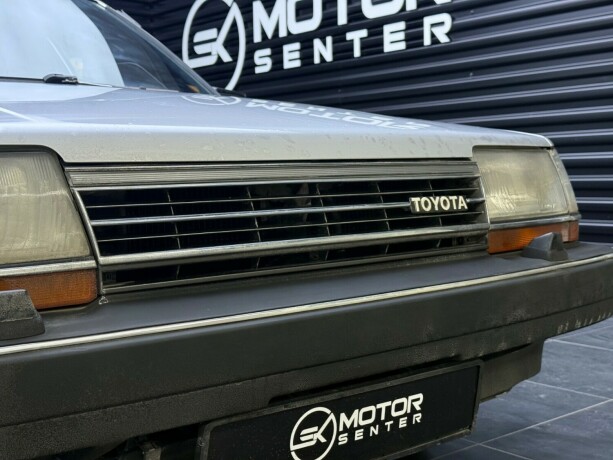 toyota-carina-bensin-1985-big-2