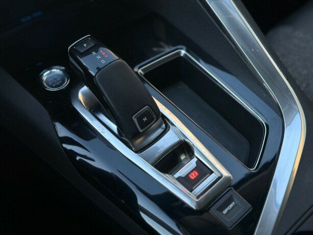 peugeot-5008-diesel-2021-big-15