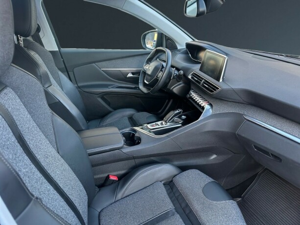 peugeot-5008-diesel-2021-big-11